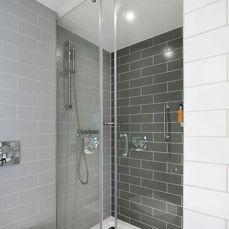 Express By Ihg 3*