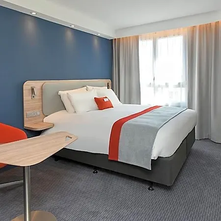 Express By Ihg Szálloda 3*