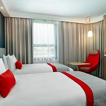 Express By Ihg فندق