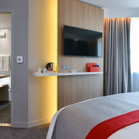 Express By Ihg Hotel