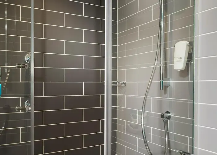 Express - Centre - Rive Gauche By Ihg 3* Rouen